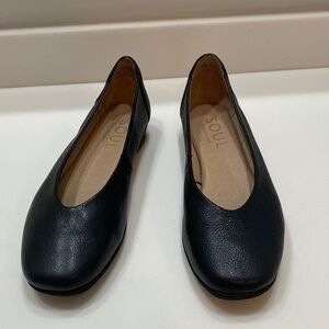 SOUL Naturalizer Black Leather Leyla Ballet Flats with Non Slip Bottoms Size 9.5